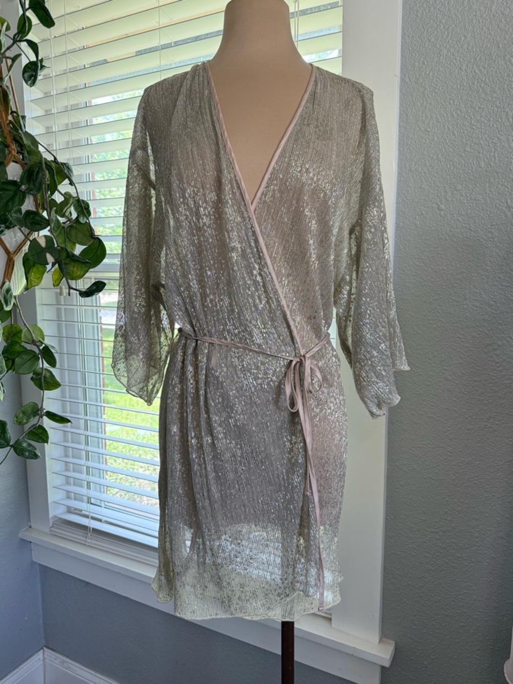 Victoria's Secret Sheer Metallic Wrap Robe Size XS/S NWOT